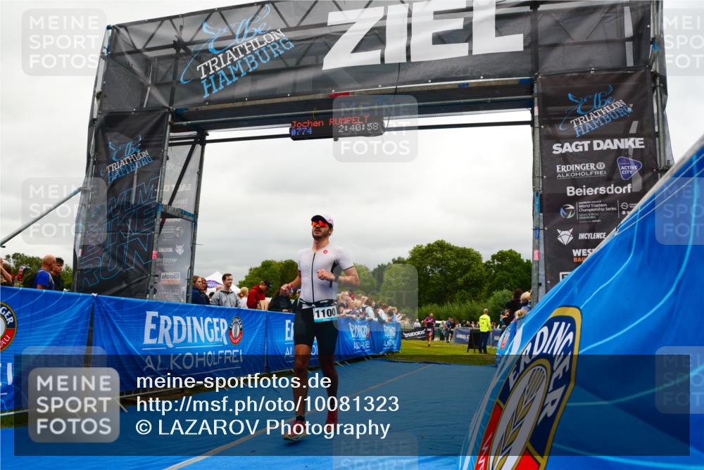 30.08.2026 - Elbe Triathlon Hamburg LAZAROV Photography http://msf.ph/oto/10081323 30.08.2026 11:21:06 Ziel 735, 999, 1100, 1225, 1276 meine-sportfotos.de