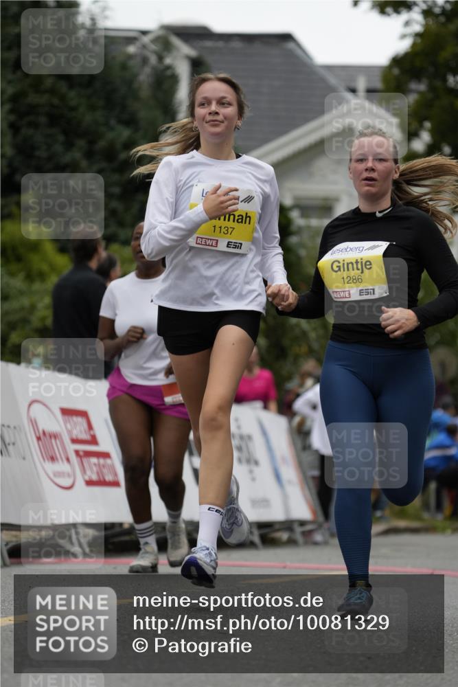 30.08.2026 - Blankeneser Heldenlauf Patografie http://msf.ph/oto/10081329 30.08.2026 09:47:39 Ziel 1126, 1137, 1286, 1322, 1751, 3653, 3663, 3664 meine-sportfotos.de