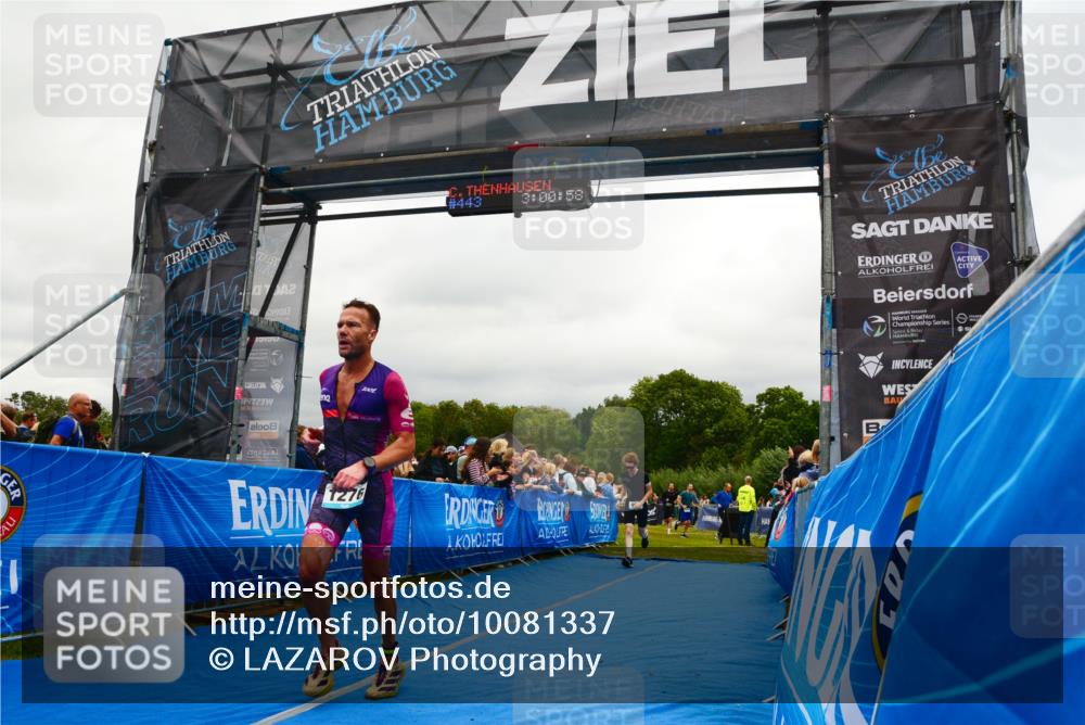 30.08.2026 - Elbe Triathlon Hamburg LAZAROV Photography http://msf.ph/oto/10081337 30.08.2026 11:21:13 Ziel 999, 1017, 1276 meine-sportfotos.de