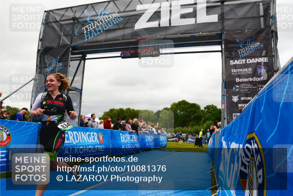 30.08.2026 - Elbe Triathlon Hamburg LAZAROV Photography http://msf.ph/oto/10081376 30.08.2026 11:21:25 Ziel 834 meine-sportfotos.de