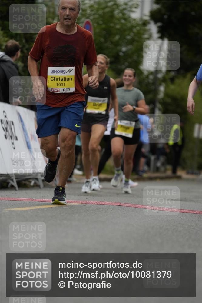 30.08.2026 - Blankeneser Heldenlauf Patografie http://msf.ph/oto/10081379 30.08.2026 09:48:02 Ziel 1005, 1091, 1171, 1249, 1594, 1605, 1606, 1776, 1794 meine-sportfotos.de