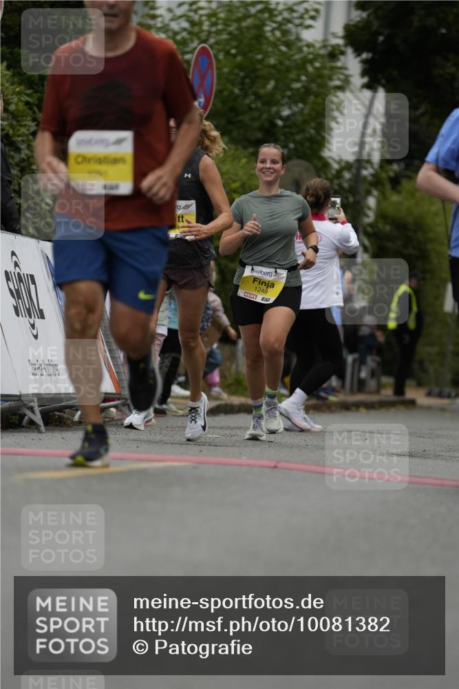 30.08.2026 - Blankeneser Heldenlauf Patografie http://msf.ph/oto/10081382 30.08.2026 09:48:02 Ziel 1005, 1091, 1171, 1249, 1594, 1605, 1606, 1776, 1794 meine-sportfotos.de