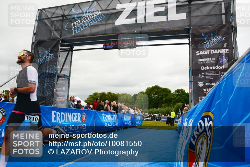 30.08.2026 - Elbe Triathlon Hamburg LAZAROV Photography http://msf.ph/oto/10081550 30.08.2026 11:22:49 Ziel 455, 1210 meine-sportfotos.de