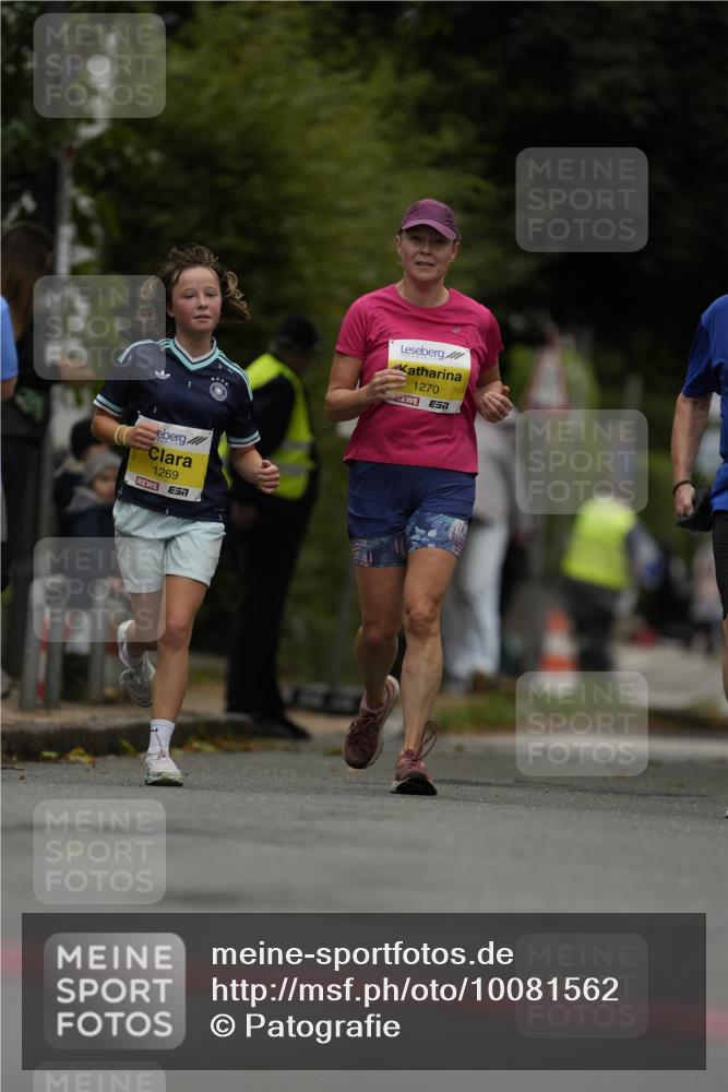 30.08.2026 - Blankeneser Heldenlauf Patografie http://msf.ph/oto/10081562 30.08.2026 09:49:20 Ziel 1503, 1660, 1662 meine-sportfotos.de