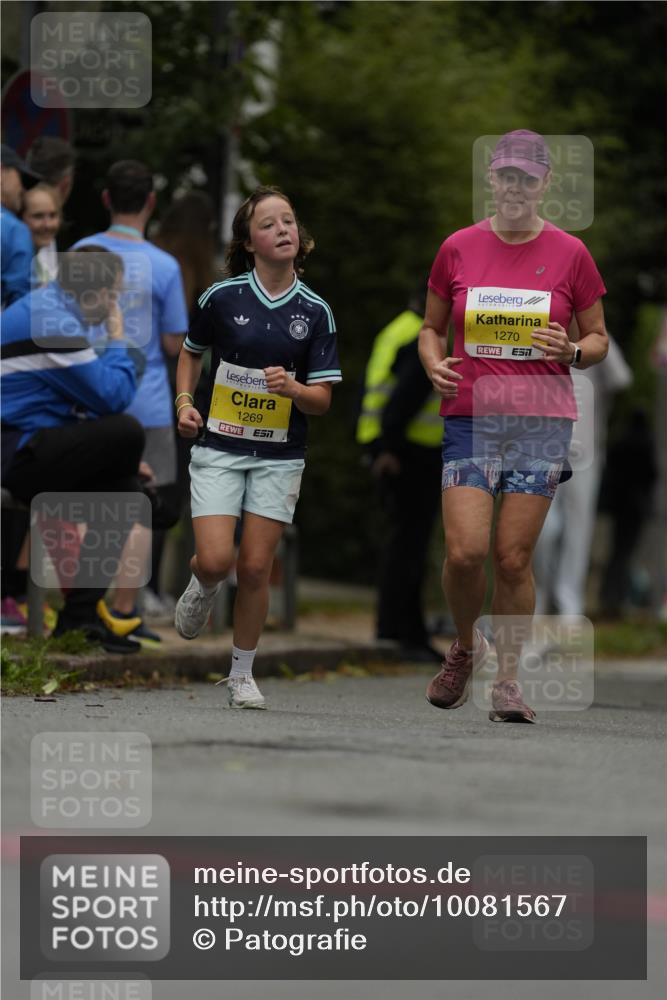 30.08.2026 - Blankeneser Heldenlauf Patografie http://msf.ph/oto/10081567 30.08.2026 09:49:22 Ziel 1660, 1662 meine-sportfotos.de