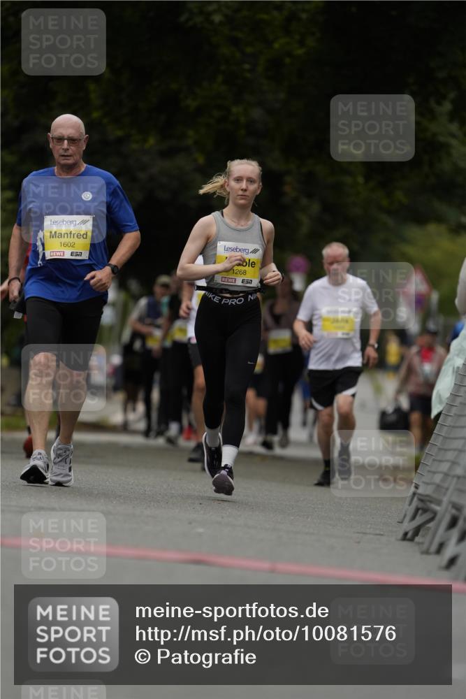 30.08.2026 - Blankeneser Heldenlauf Patografie http://msf.ph/oto/10081576 30.08.2026 09:49:25 Ziel 1268, 1269, 1270, 1602 meine-sportfotos.de