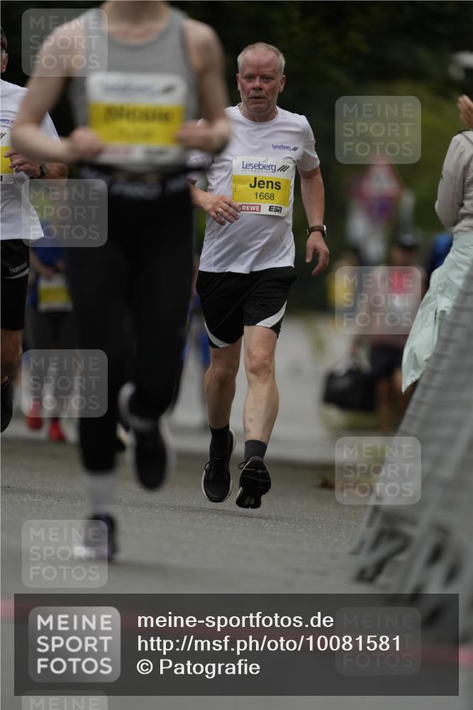 30.08.2026 - Blankeneser Heldenlauf Patografie http://msf.ph/oto/10081581 30.08.2026 09:49:27 Ziel 1268, 1269, 1270, 1602 meine-sportfotos.de