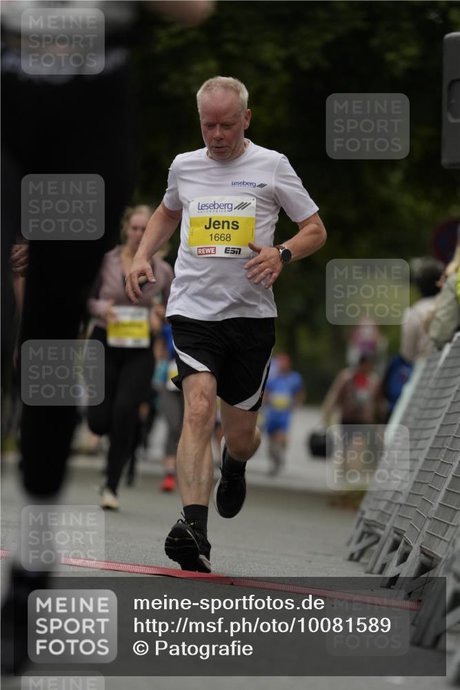 30.08.2026 - Blankeneser Heldenlauf Patografie http://msf.ph/oto/10081589 30.08.2026 09:49:33 Ziel 1201, 1268, 1269, 1270, 1593, 1601, 1602, 1668, 1669 meine-sportfotos.de