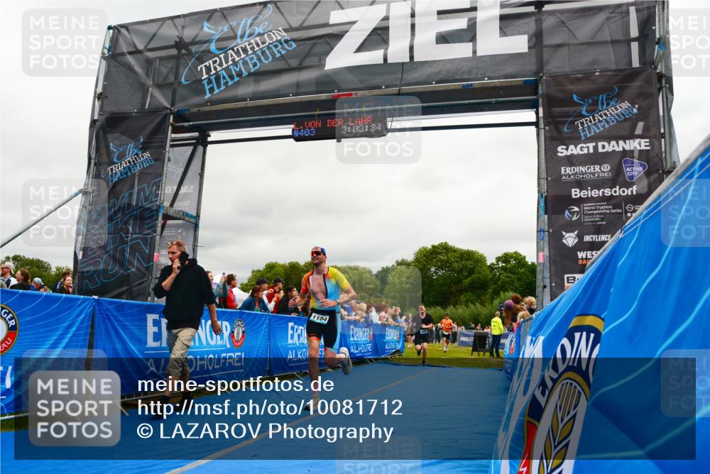 30.08.2026 - Elbe Triathlon Hamburg LAZAROV Photography http://msf.ph/oto/10081712 30.08.2026 11:23:55 Ziel 472, 988, 1006, 1104 meine-sportfotos.de