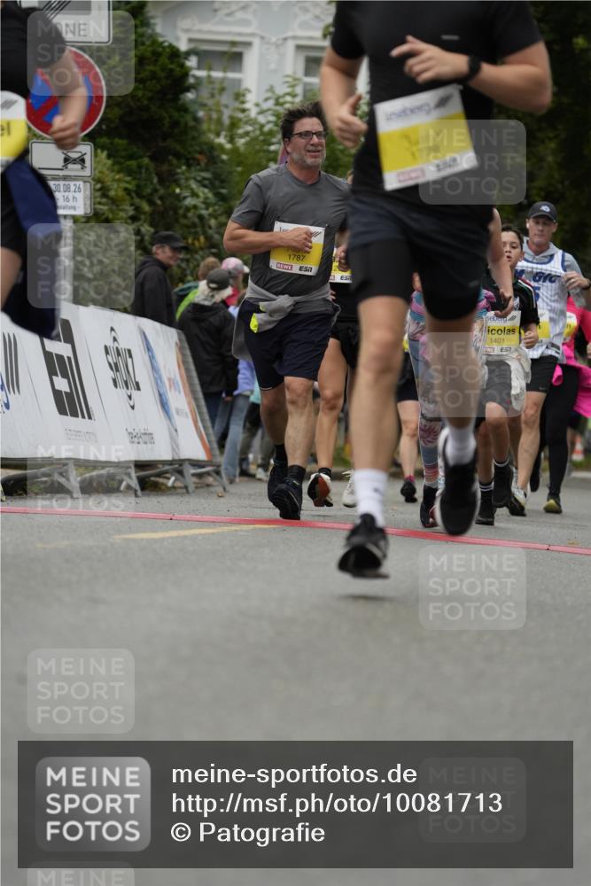 30.08.2026 - Blankeneser Heldenlauf Patografie http://msf.ph/oto/10081713 30.08.2026 09:50:57 Ziel 1001, 1088, 1243, 1264, 1401, 1469, 1490, 1779, 1786, 1787 meine-sportfotos.de