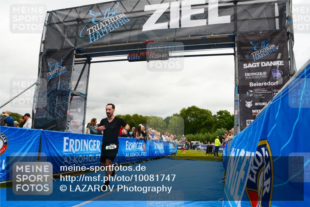 30.08.2026 - Elbe Triathlon Hamburg LAZAROV Photography http://msf.ph/oto/10081747 30.08.2026 11:24:04 Ziel 472, 629, 1314 meine-sportfotos.de