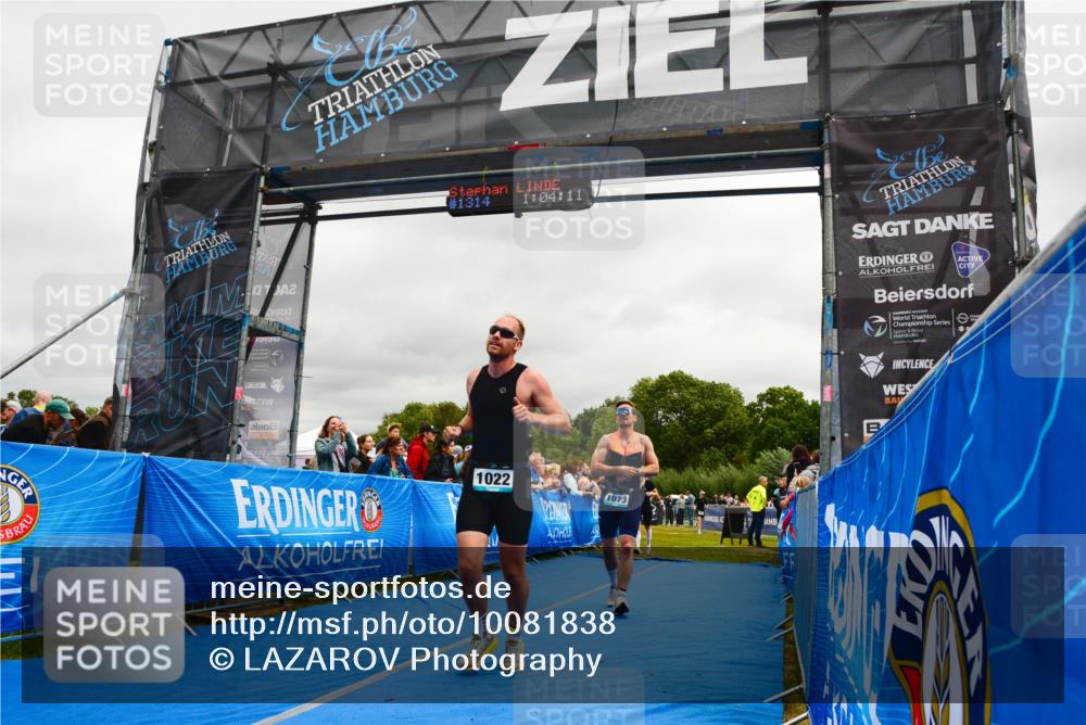 30.08.2026 - Elbe Triathlon Hamburg LAZAROV Photography http://msf.ph/oto/10081838 30.08.2026 11:24:27 Ziel 674, 898, 1022, 1073 meine-sportfotos.de