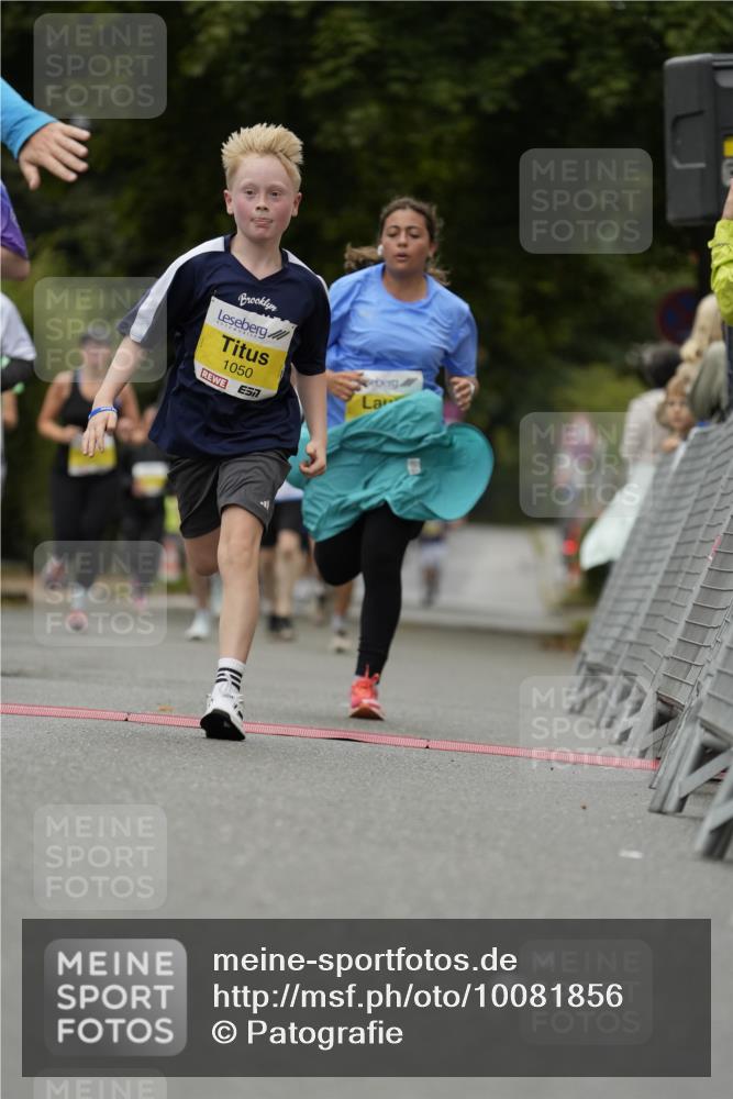 30.08.2026 - Blankeneser Heldenlauf Patografie http://msf.ph/oto/10081856 30.08.2026 09:52:11 Ziel 1049, 1050, 1059, 1348, 1496, 1502, 1514, 1580, 1688, 1783, 1789 meine-sportfotos.de