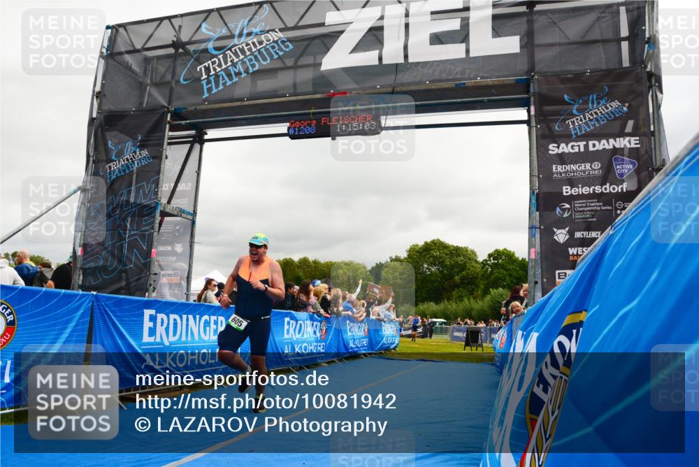 30.08.2026 - Elbe Triathlon Hamburg LAZAROV Photography http://msf.ph/oto/10081942 30.08.2026 11:25:07 Ziel 605, 736 meine-sportfotos.de