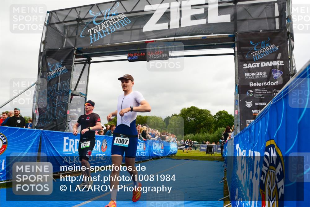 30.08.2026 - Elbe Triathlon Hamburg LAZAROV Photography http://msf.ph/oto/10081984 30.08.2026 11:25:26 Ziel 721, 1007, 1096 meine-sportfotos.de