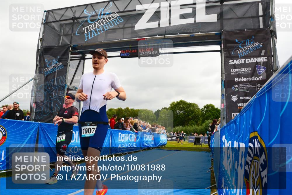 30.08.2026 - Elbe Triathlon Hamburg LAZAROV Photography http://msf.ph/oto/10081988 30.08.2026 11:25:26 Ziel 721, 1007, 1096 meine-sportfotos.de