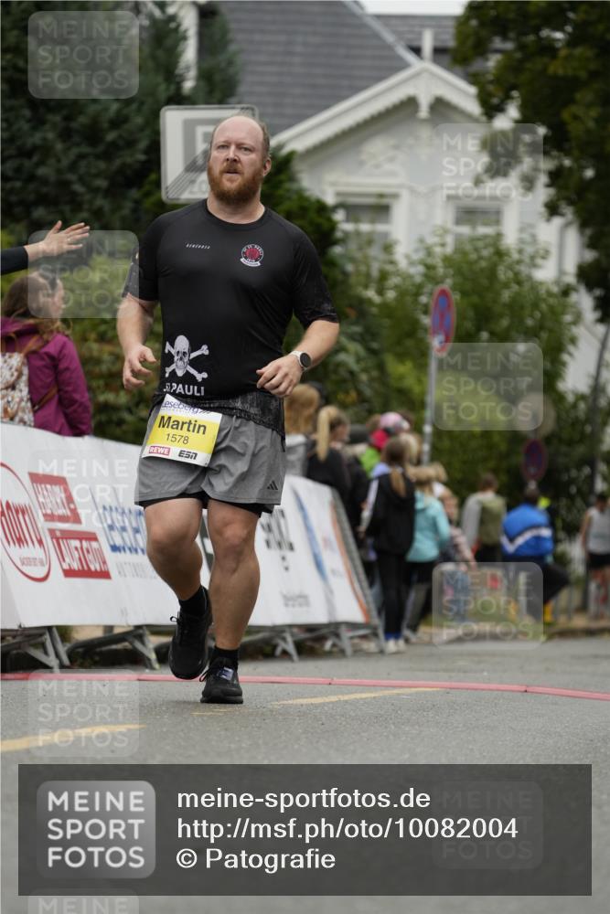 30.08.2026 - Blankeneser Heldenlauf Patografie http://msf.ph/oto/10082004 30.08.2026 09:53:55 Ziel 1102, 1250, 1253, 1578, 1616 meine-sportfotos.de