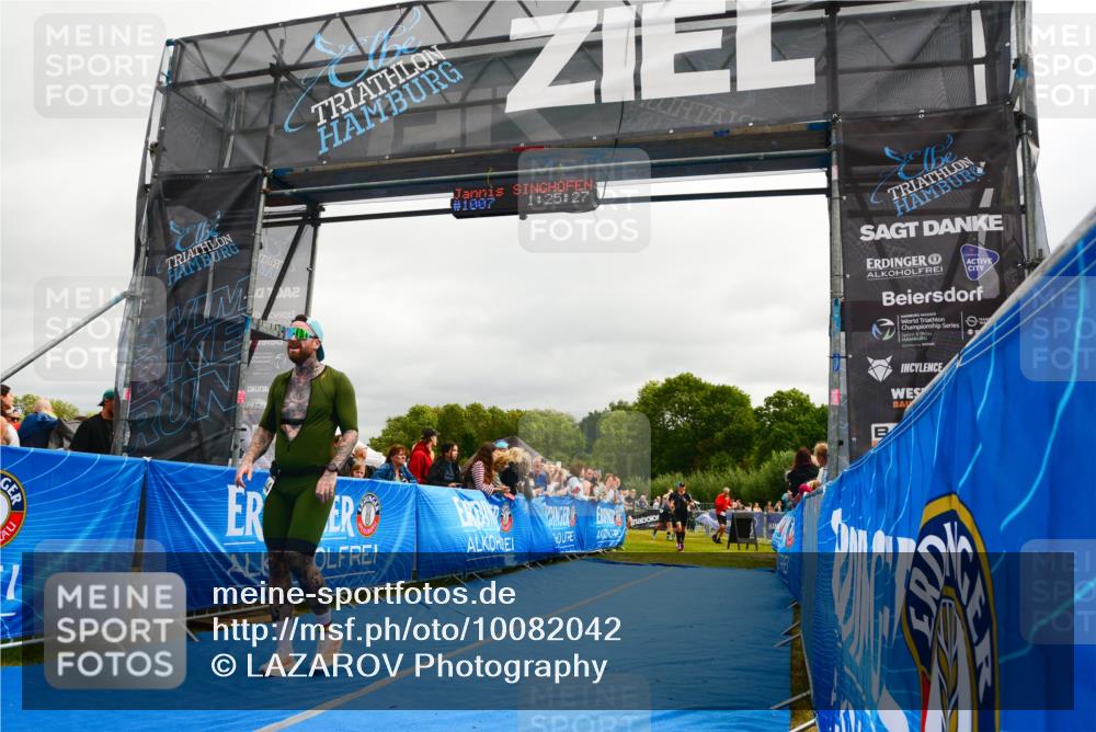 30.08.2026 - Elbe Triathlon Hamburg LAZAROV Photography http://msf.ph/oto/10082042 30.08.2026 11:25:45 Ziel 556, 576, 948, 1144, 1896 meine-sportfotos.de