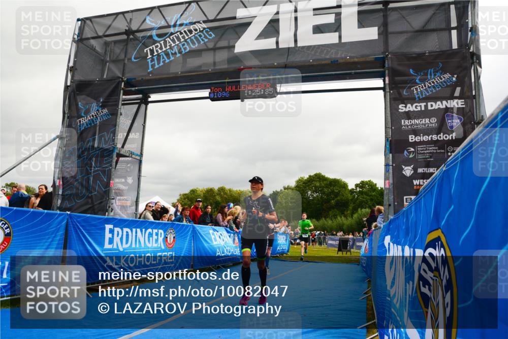 30.08.2026 - Elbe Triathlon Hamburg LAZAROV Photography http://msf.ph/oto/10082047 30.08.2026 11:25:49 Ziel 556, 576, 948 meine-sportfotos.de