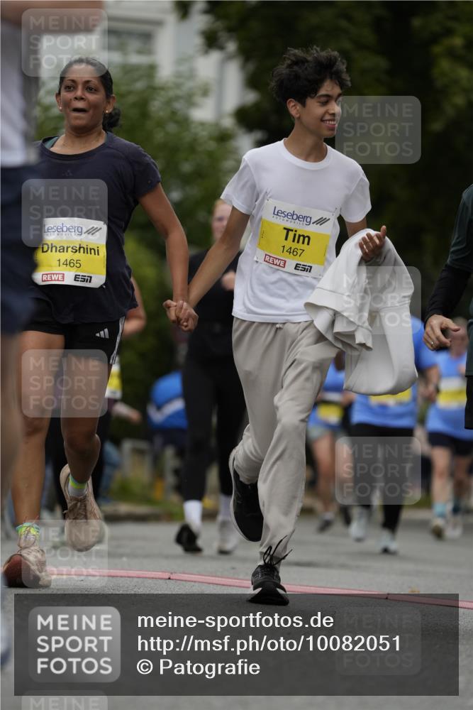30.08.2026 - Blankeneser Heldenlauf Patografie http://msf.ph/oto/10082051 30.08.2026 09:54:31 Ziel 1122, 1223, 1463, 1464, 1465, 1466, 1467, 1622, 1649, 1687 meine-sportfotos.de