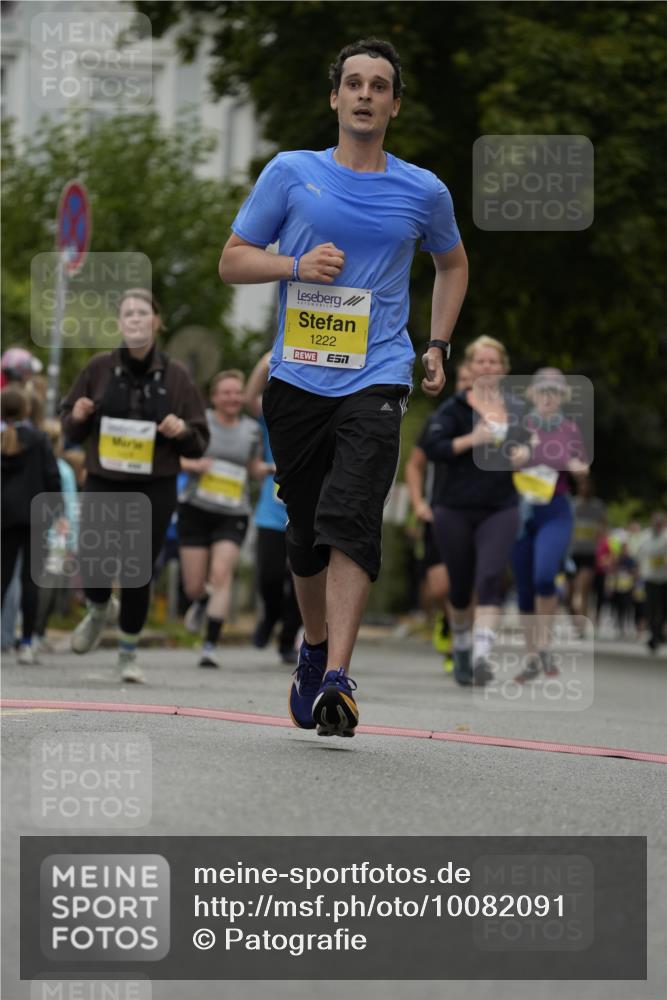 30.08.2026 - Blankeneser Heldenlauf Patografie http://msf.ph/oto/10082091 30.08.2026 09:54:58 Ziel 1067, 1068, 1069, 1135, 1157, 1222, 1364, 1391, 1424, 1446, 1472, 1712 meine-sportfotos.de