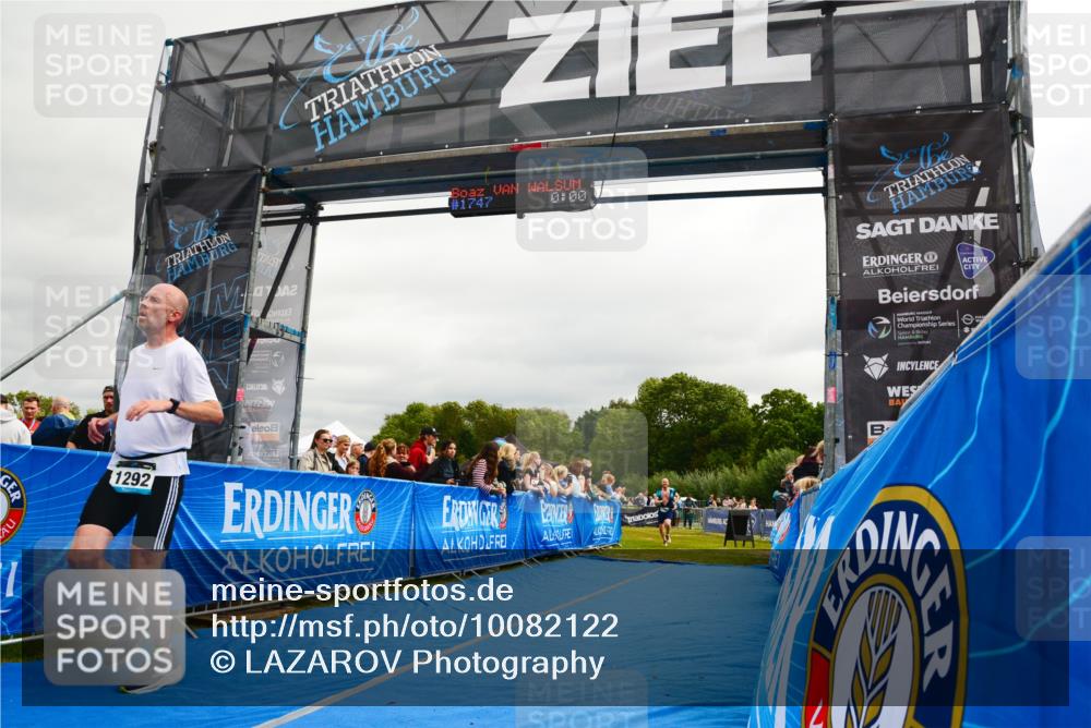 30.08.2026 - Elbe Triathlon Hamburg LAZAROV Photography http://msf.ph/oto/10082122 30.08.2026 11:26:18 Ziel 1079, 1198, 1217, 1292 meine-sportfotos.de