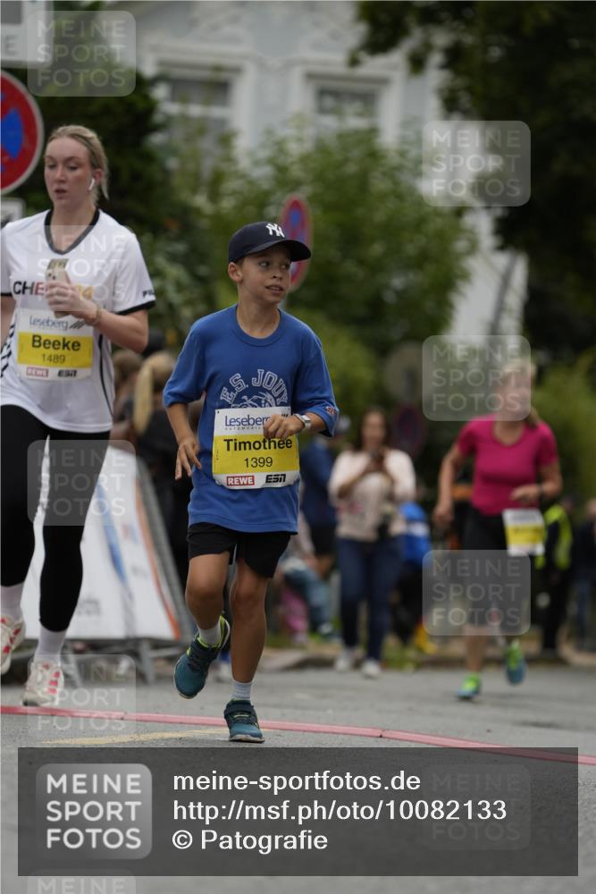 30.08.2026 - Blankeneser Heldenlauf Patografie http://msf.ph/oto/10082133 30.08.2026 09:55:21 Ziel 1013, 1399, 1482, 1489 meine-sportfotos.de