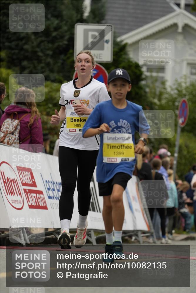 30.08.2026 - Blankeneser Heldenlauf Patografie http://msf.ph/oto/10082135 30.08.2026 09:55:22 Ziel 1013, 1043, 1399, 1482, 1489 meine-sportfotos.de