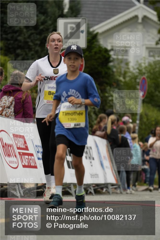 30.08.2026 - Blankeneser Heldenlauf Patografie http://msf.ph/oto/10082137 30.08.2026 09:55:23 Ziel 1013, 1043, 1399, 1482, 1489, 1761 meine-sportfotos.de