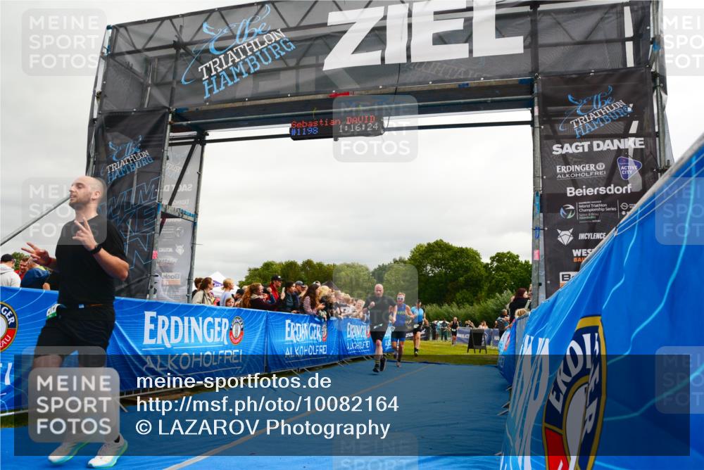 30.08.2026 - Elbe Triathlon Hamburg LAZAROV Photography http://msf.ph/oto/10082164 30.08.2026 11:26:33 Ziel 457, 514, 782, 1249 meine-sportfotos.de
