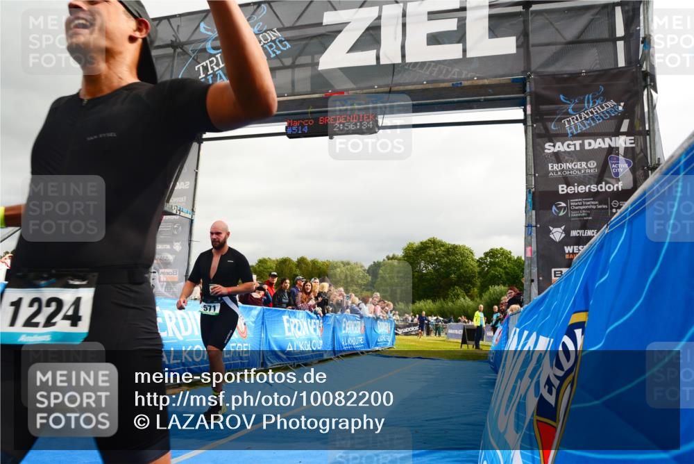 30.08.2026 - Elbe Triathlon Hamburg LAZAROV Photography http://msf.ph/oto/10082200 30.08.2026 11:26:50 Ziel 571, 1119, 1203, 1224 meine-sportfotos.de