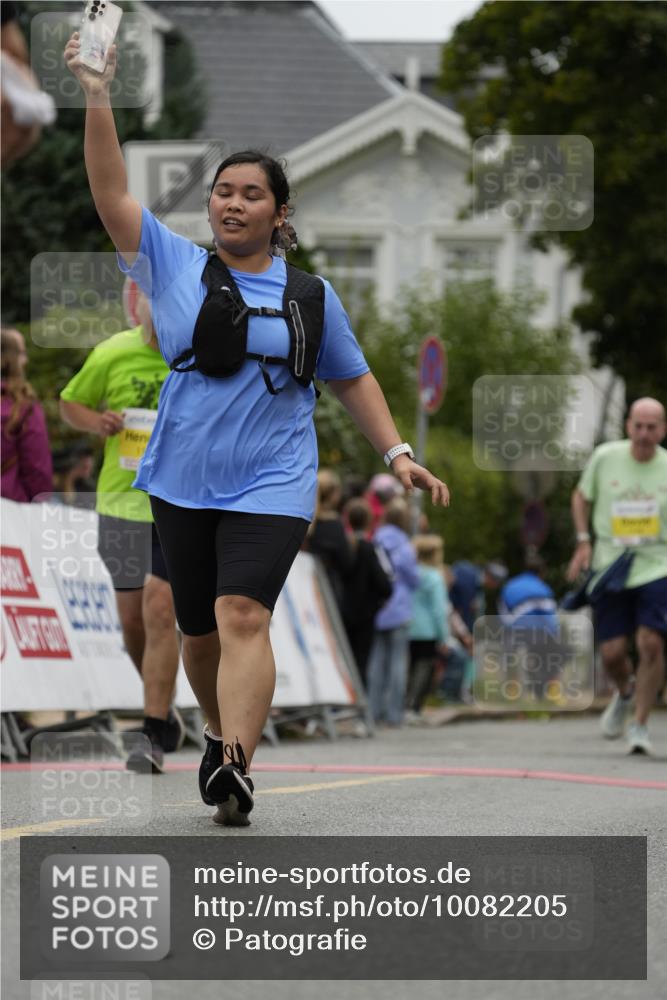 30.08.2026 - Blankeneser Heldenlauf Patografie http://msf.ph/oto/10082205 30.08.2026 09:55:53 Ziel 1060, 1104, 1108, 1170, 1246, 1590, 1739 meine-sportfotos.de