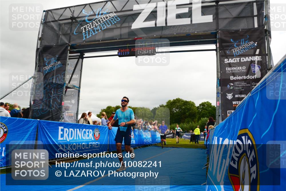 30.08.2026 - Elbe Triathlon Hamburg LAZAROV Photography http://msf.ph/oto/10082241 30.08.2026 11:27:05 Ziel 702, 1110, 1172, 1194 meine-sportfotos.de