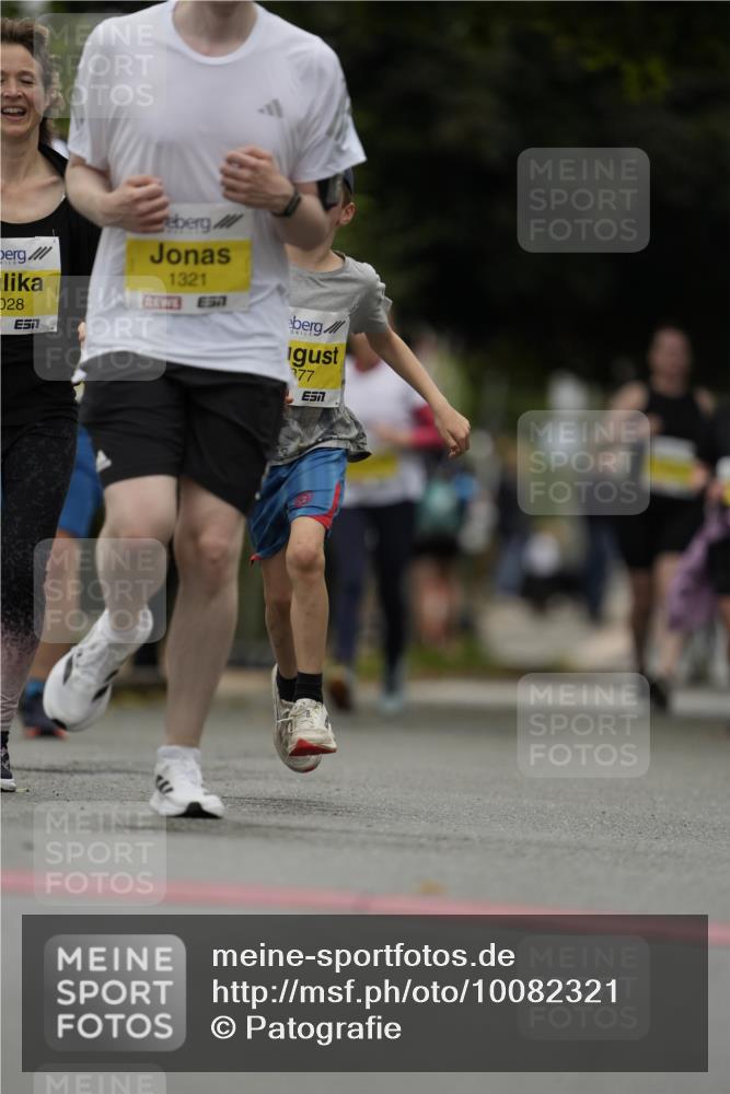 30.08.2026 - Blankeneser Heldenlauf Patografie http://msf.ph/oto/10082321 30.08.2026 09:57:05 Ziel 1028, 1296, 1321, 1377, 1520 meine-sportfotos.de