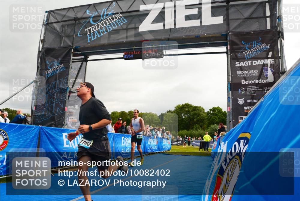 30.08.2026 - Elbe Triathlon Hamburg LAZAROV Photography http://msf.ph/oto/10082402 30.08.2026 11:28:05 Ziel 754, 1068, 1103 meine-sportfotos.de