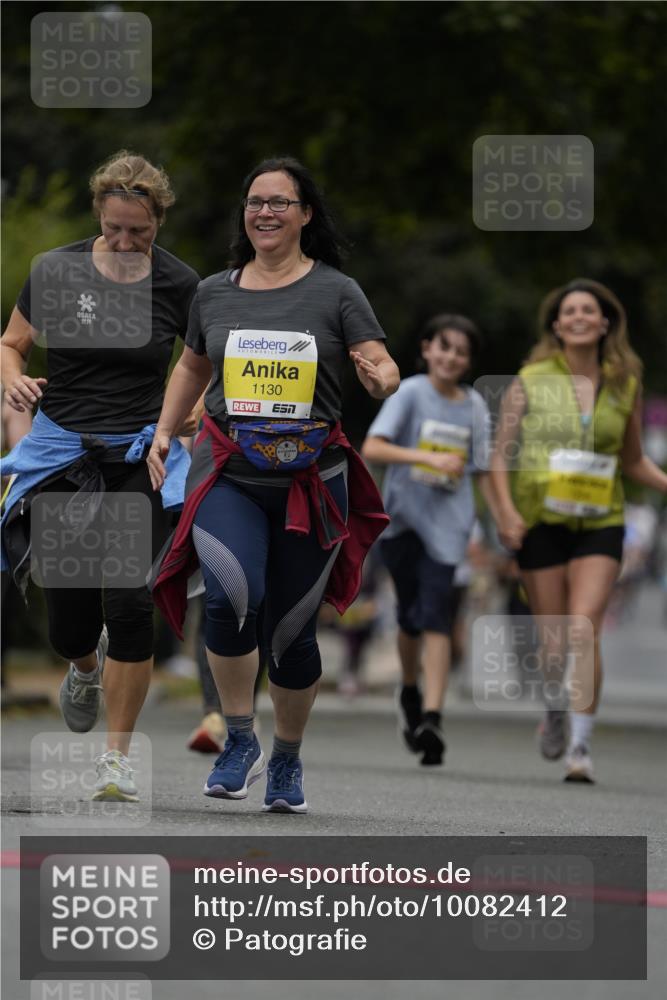30.08.2026 - Blankeneser Heldenlauf Patografie http://msf.ph/oto/10082412 30.08.2026 09:58:02 Ziel 1130, 1262, 1263, 1426, 1704 meine-sportfotos.de