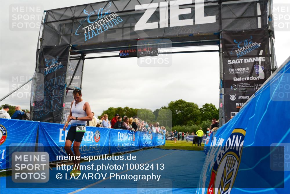 30.08.2026 - Elbe Triathlon Hamburg LAZAROV Photography http://msf.ph/oto/10082413 30.08.2026 11:28:06 Ziel 687, 754, 1068, 1103 meine-sportfotos.de