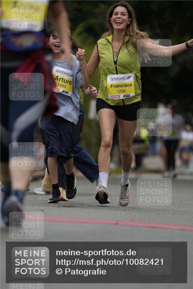 30.08.2026 - Blankeneser Heldenlauf Patografie http://msf.ph/oto/10082421 30.08.2026 09:58:06 Ziel 1085, 1130, 1258, 1426, 1586, 1587 meine-sportfotos.de