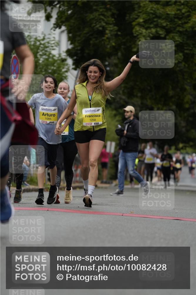 30.08.2026 - Blankeneser Heldenlauf Patografie http://msf.ph/oto/10082428 30.08.2026 09:58:08 Ziel 1085, 1130, 1258, 1426, 1586, 1587 meine-sportfotos.de