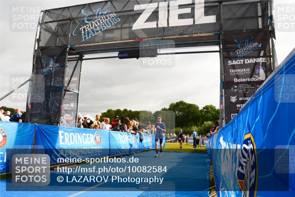 30.08.2026 - Elbe Triathlon Hamburg LAZAROV Photography http://msf.ph/oto/10082584 30.08.2026 11:29:42 Ziel 635, 659 meine-sportfotos.de