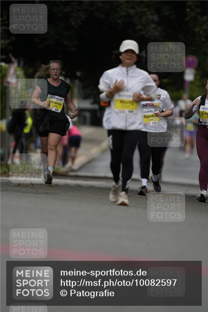 30.08.2026 - Blankeneser Heldenlauf Patografie http://msf.ph/oto/10082597 30.08.2026 09:59:10 Ziel 1054, 1326, 1560, 1561 meine-sportfotos.de