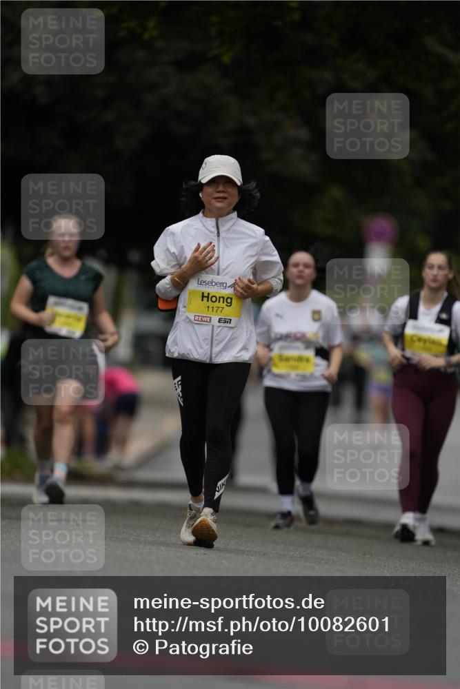 30.08.2026 - Blankeneser Heldenlauf Patografie http://msf.ph/oto/10082601 30.08.2026 09:59:12 Ziel 1326, 1560, 1561 meine-sportfotos.de