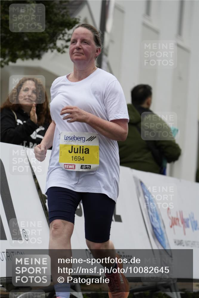 30.08.2026 - Blankeneser Heldenlauf Patografie http://msf.ph/oto/10082645 30.08.2026 10:00:34 Ziel 1694, 1703, 5643 meine-sportfotos.de