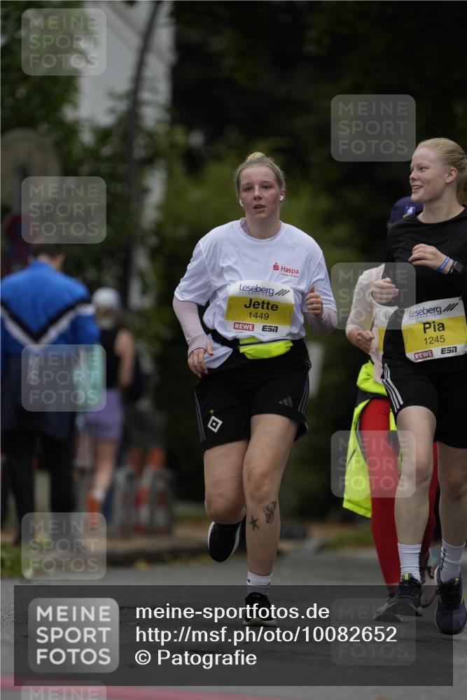 30.08.2026 - Blankeneser Heldenlauf Patografie http://msf.ph/oto/10082652 30.08.2026 10:00:47 Ziel 1245, 1449 meine-sportfotos.de
