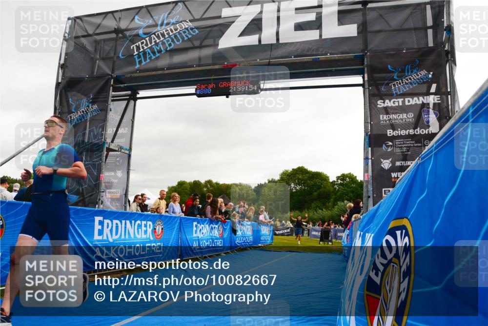 30.08.2026 - Elbe Triathlon Hamburg LAZAROV Photography http://msf.ph/oto/10082667 30.08.2026 11:30:08 Ziel 798, 1193, 1285 meine-sportfotos.de