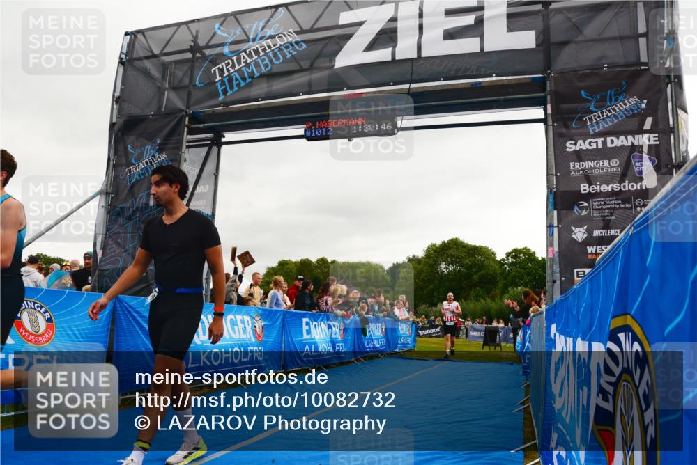 30.08.2026 - Elbe Triathlon Hamburg LAZAROV Photography http://msf.ph/oto/10082732 30.08.2026 11:31:01 Ziel 1018, 1306, 1442 meine-sportfotos.de