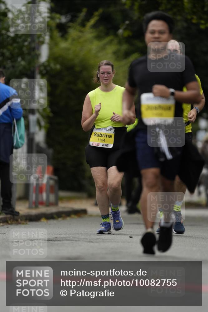 30.08.2026 - Blankeneser Heldenlauf Patografie http://msf.ph/oto/10082755 30.08.2026 10:02:24 Ziel 1356, 1468, 1471 meine-sportfotos.de