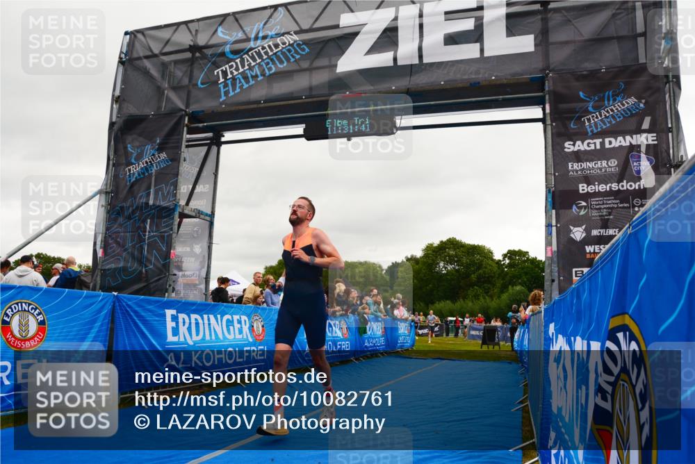 30.08.2026 - Elbe Triathlon Hamburg LAZAROV Photography http://msf.ph/oto/10082761 30.08.2026 11:31:42 Ziel 881, 1228 meine-sportfotos.de