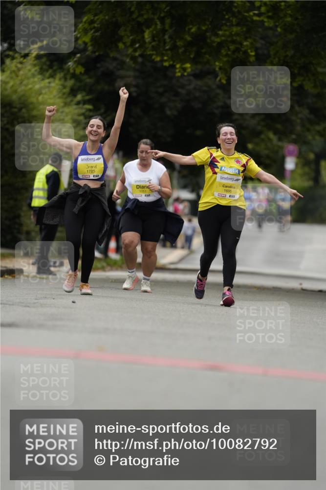 30.08.2026 - Blankeneser Heldenlauf Patografie http://msf.ph/oto/10082792 30.08.2026 10:02:43 Ziel 1565 meine-sportfotos.de
