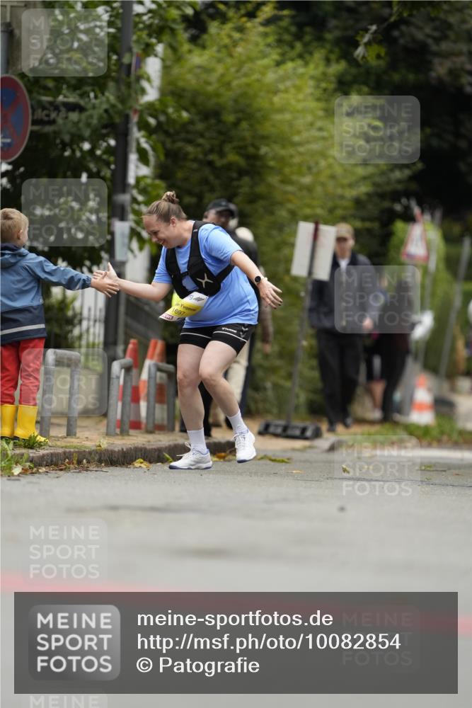 30.08.2026 - Blankeneser Heldenlauf Patografie http://msf.ph/oto/10082854 30.08.2026 10:03:46 Ziel  meine-sportfotos.de